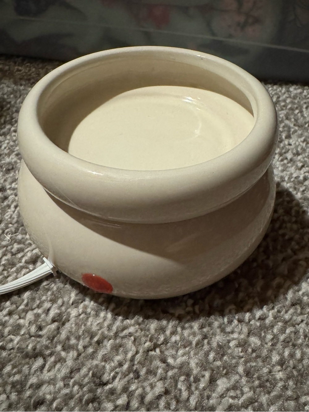 Yankee Candle Cream Ceramic Electric Oil Warmer
